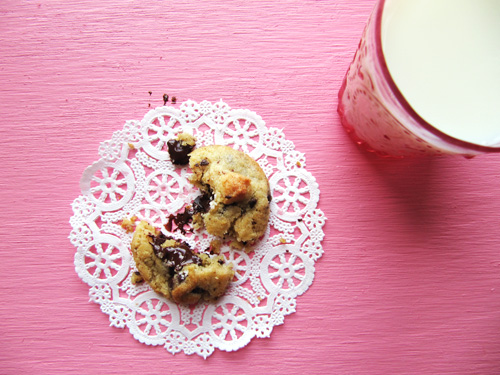 Brown Butter Chocolate Chip Cookies // take a megabite